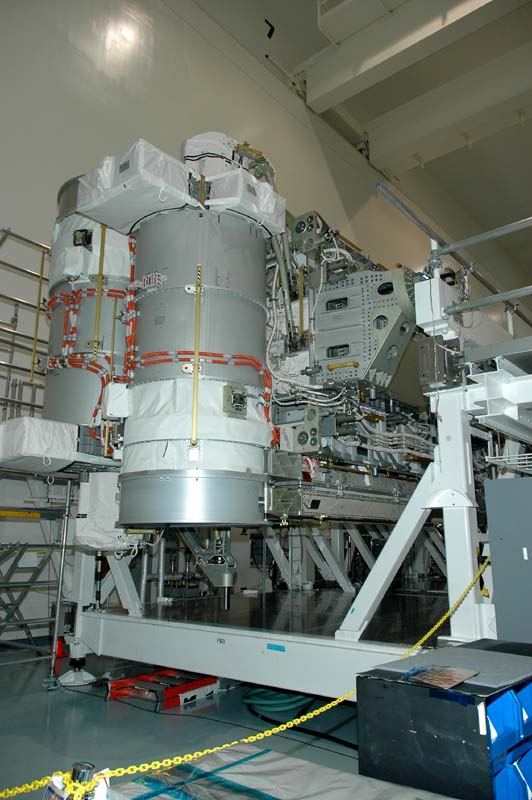 STS115 04