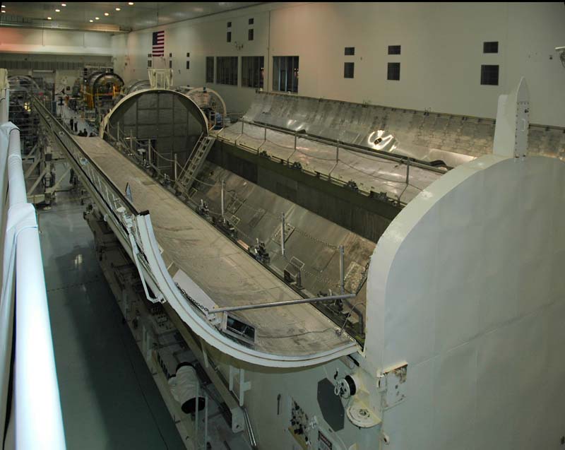 STS116_02
