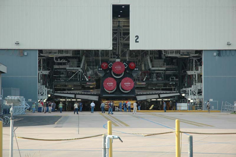 STS-118_01