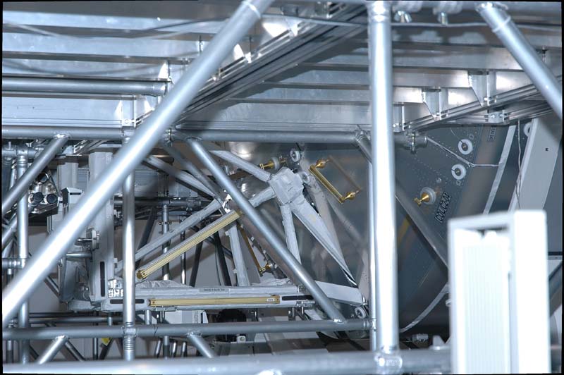 STS-122_03