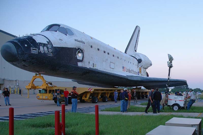 STS-122_06