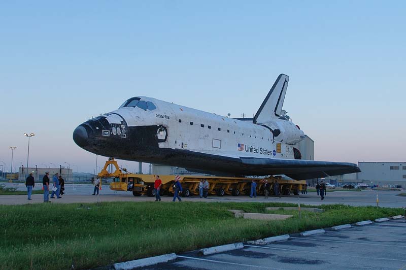 STS-122_08