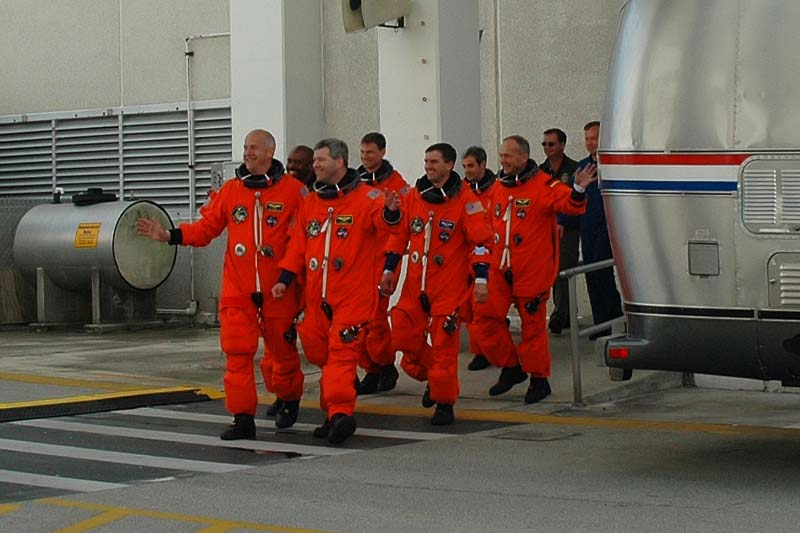 STS-122_13