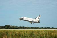 STS-122_35