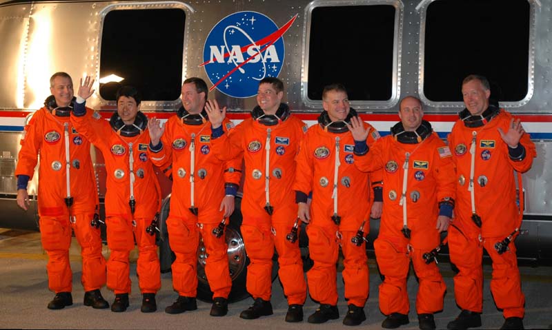STS- 123_07
