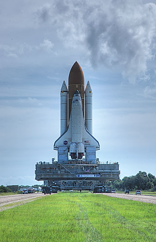 STS-125_06