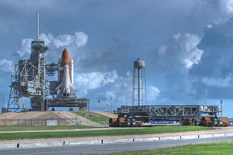 STS-125_17