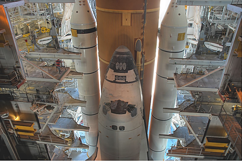 STS-125_24