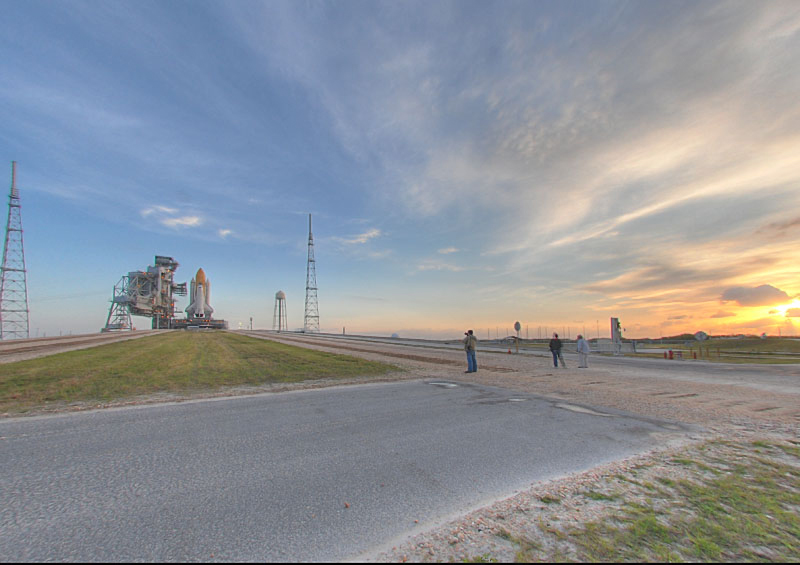 STS-125_35