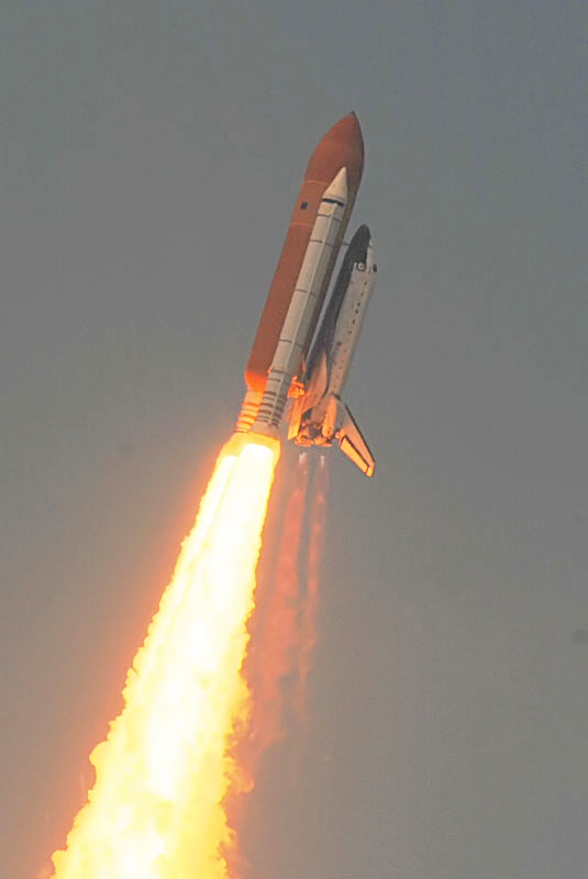 STS-125_48