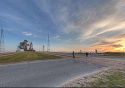 STS-125_35