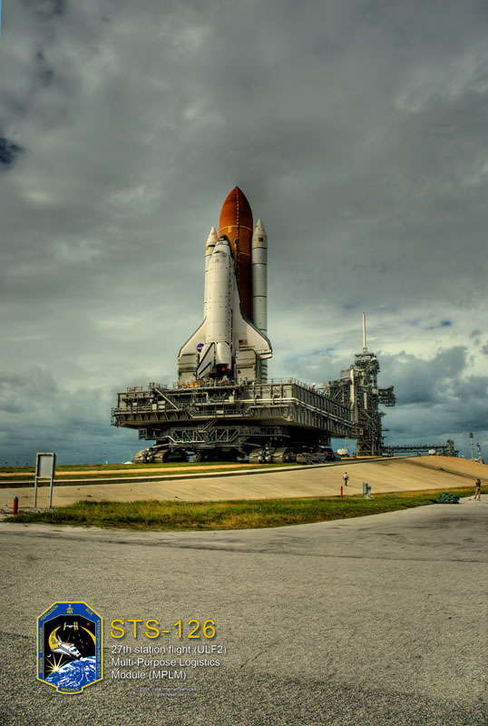 STS-126_05