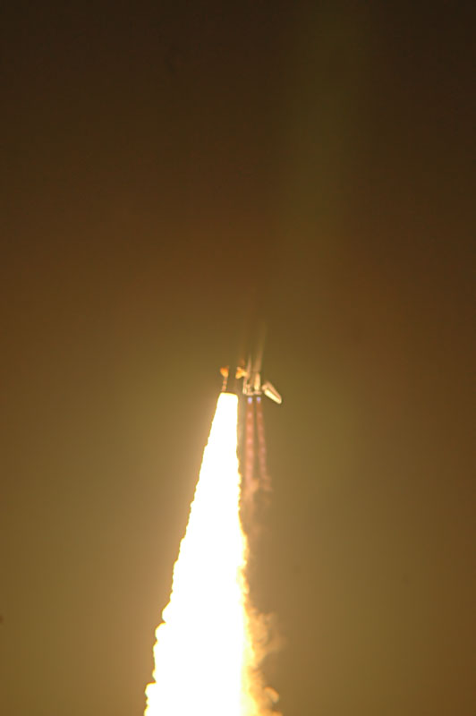 STS-126_10