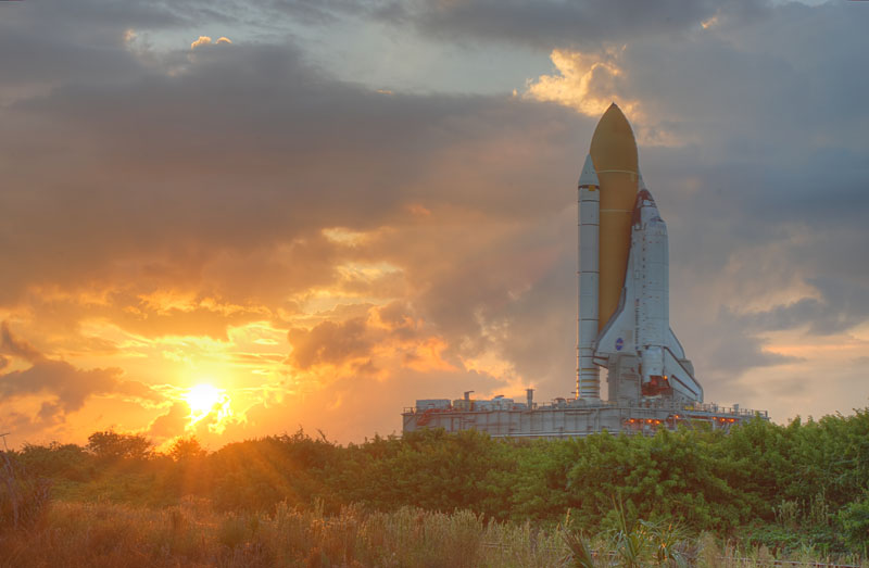 STS-129_04