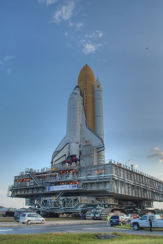 STS-129_05