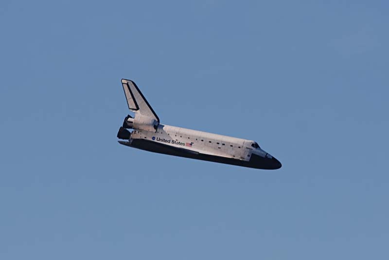 STS-129_23