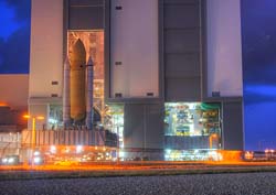 STS-129_01