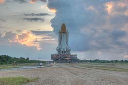 STS-129_02