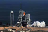 STS-129_09