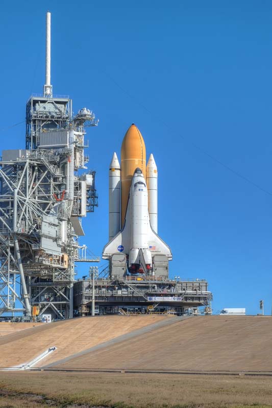 STS-130_16
