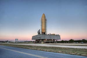 STS-130_02