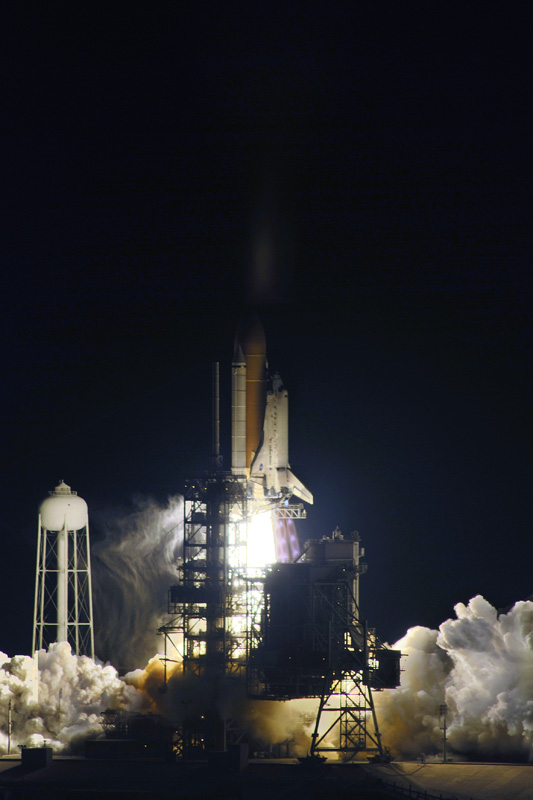 STS-131_09