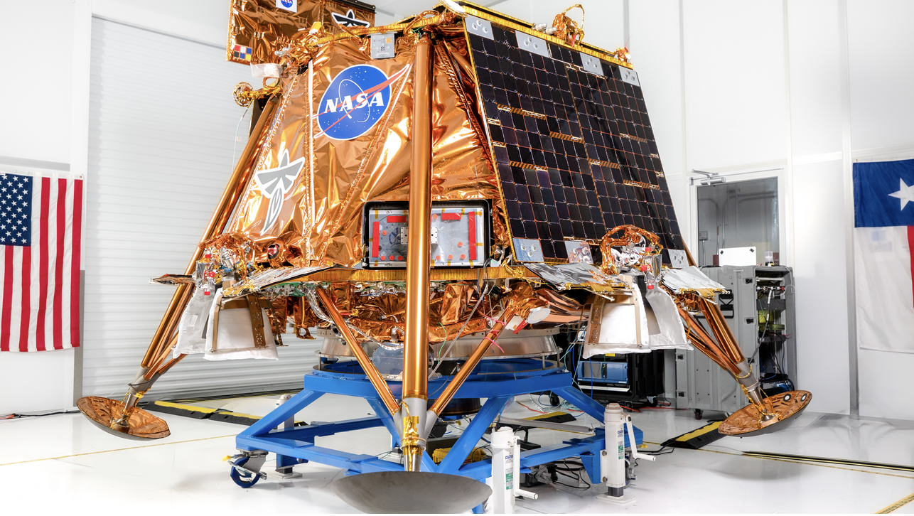 Blue Ghost Firefly Lander In Clean room